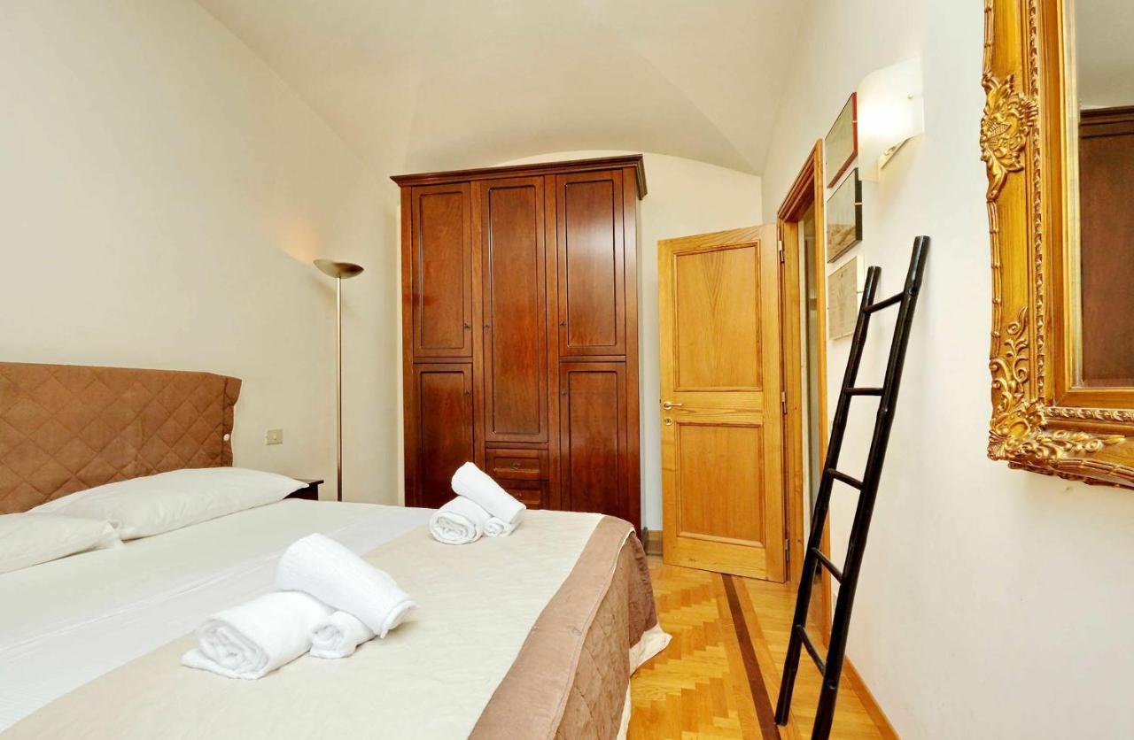 Apartament Borgo Pio Rzym Zewnętrze zdjęcie